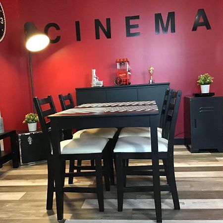 Appartement Cinema Video-Projecteur Et Garage Honfleur Exterior foto